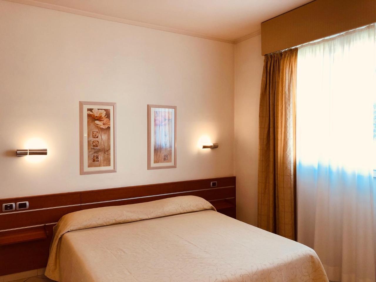 Hotel Delfina Signa Zewnętrze zdjęcie